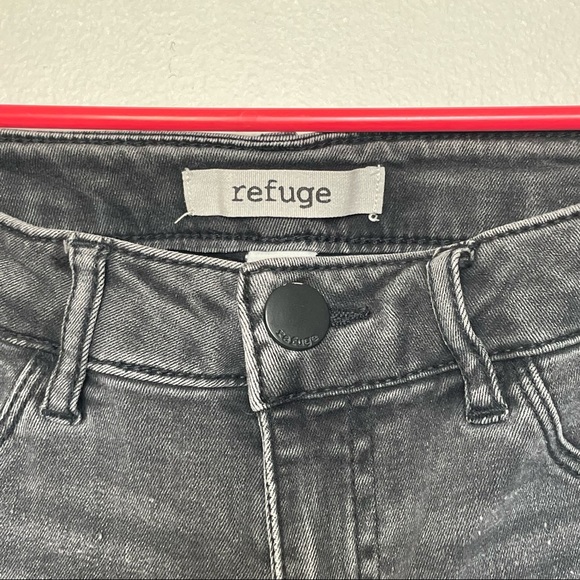 Refuge Women's Size 0 Skinny Distressed Mid/high Rise Light Wash Jeans - Black - Picture 3 of 6